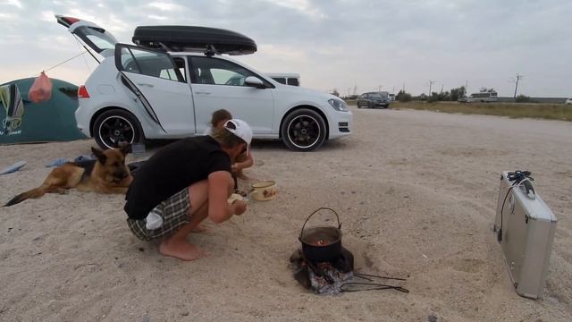 ✔Омск-Крым на Авто 2019.Готовим Рапан на Фруктовых Дровах? (Евпатория Часть 2) смотреть онлайн