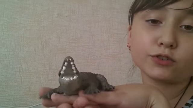 Фигурка Кракадил смотреть онлайн