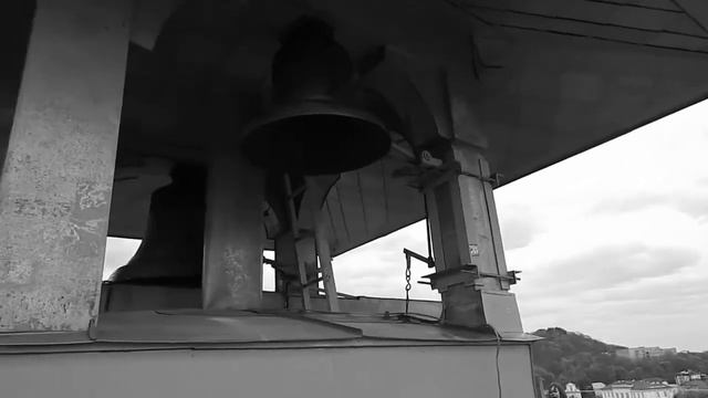 Звон Ратуши смотреть онлайн