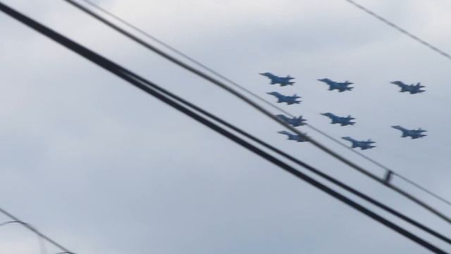 Moscow, May 7, 2016, the aircrafts returned from a parade rehearsal смотреть онлайн