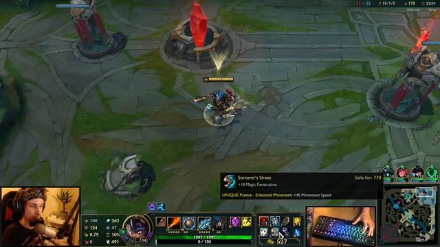 SEASON 10 RUMBLE GAMEPLAY GUIDE - (Best Rumble Build, Runes, Playstyle) - League of Legends смотреть онлайн