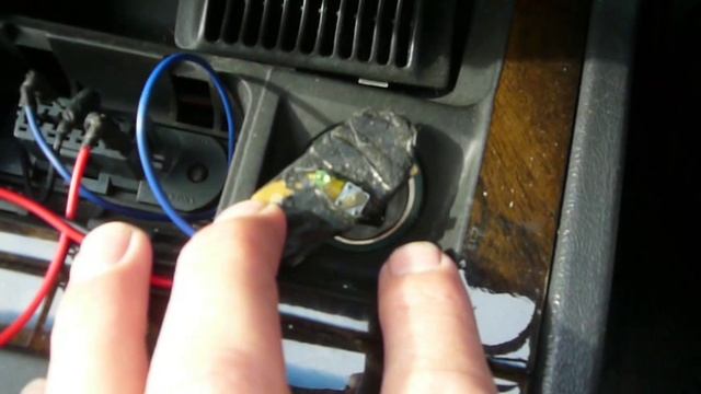 Volvo 850 ECU fault code reader.MOV смотреть онлайн