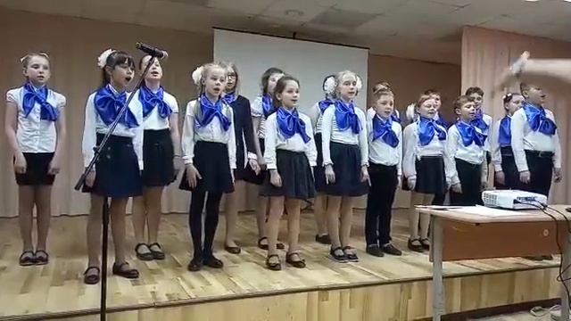 "В зоопарке". Автор слов и музыки Т.М. Величко смотреть онлайн