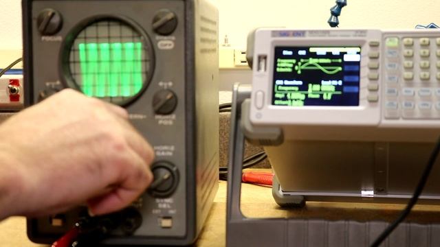 Eico 430 Oscilloscope - 1950s Tube Era Oscilloscope смотреть онлайн