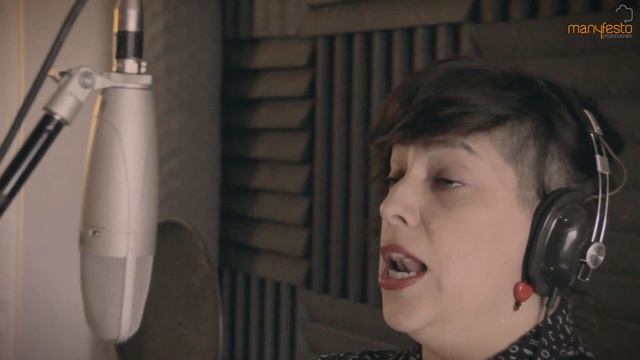 Real Live Session México : Valentina Barrios : Músico y poeta: Estudio de grabación Manyfesto смотреть онлайн