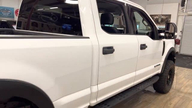 2017 FORD F250 SUPER DUTY CREW CAB - XLT PICKUP 4D 6 3/4 FT смотреть онлайн