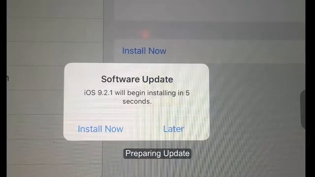 Installing iOS 9.2.1 version 13D15 Software Update in iPad Air 2 смотреть онлайн