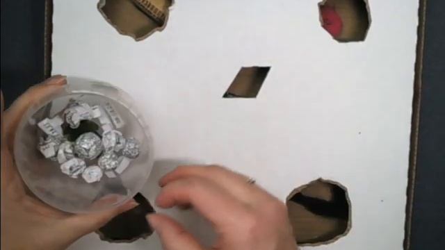 Быстрая бюджетная игрушка для кошек