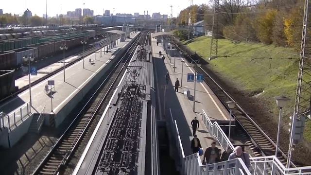Электропоезд ЭР2Т-7180 станция Москва Сортировочная смотреть онлайн
