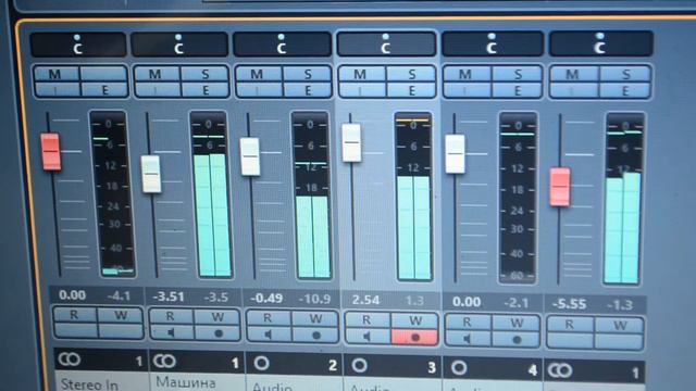 Машина Времени - Изменчевый мир (cover by Олег Майстришин) смотреть онлайн