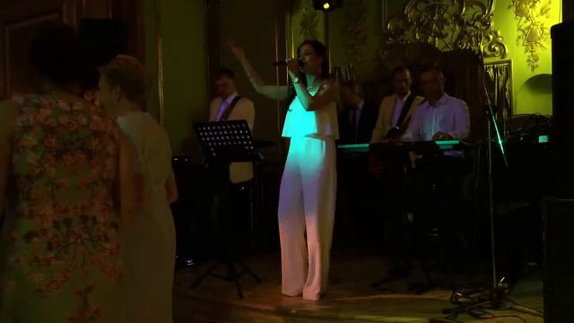 Fox band. Наташа Дольче и Санче Осич. Еврейские песни. Хава нагила, 7 40, Шалом, Еврейский портной смотреть онлайн
