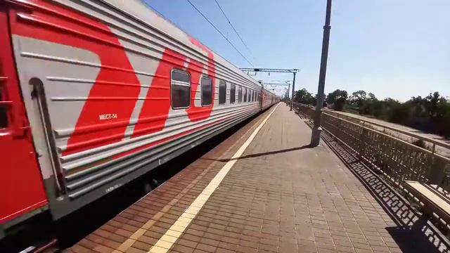Электровоз ЭП1-172 со скорым поездом №012Й Самара-Владивосток. смотреть онлайн