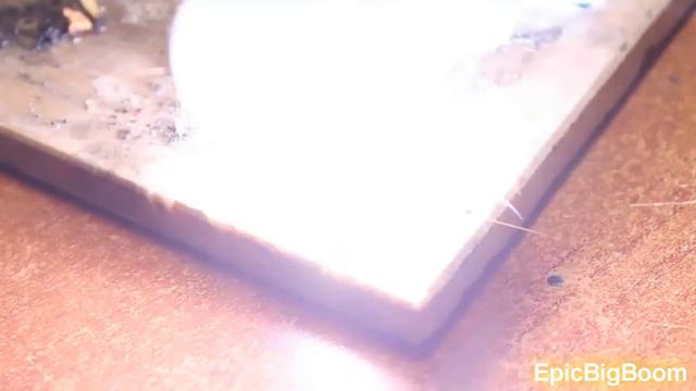 Испытание пиротехнической смеси "Флеш" смотреть онлайн