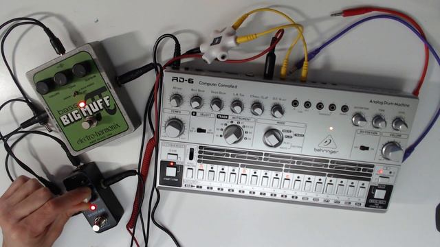 Behringer RD-6 Exsiderurgica (#BehringerOneSynthChallenge) смотреть онлайн