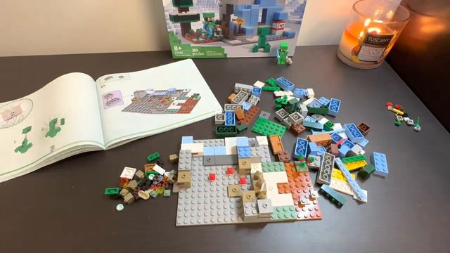LEGO Minecraft Set 21242 "The Frozen Peaks" смотреть онлайн