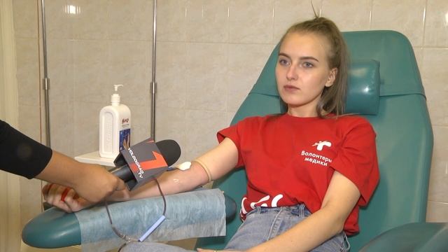 ВОЛГОГРАДСКИЕ СТУДЕНТЫ ВМЕСТО ЗАНЯТИЙ ОТПРАВИЛИСЬ СДАВАТЬ КРОВЬ смотреть онлайн