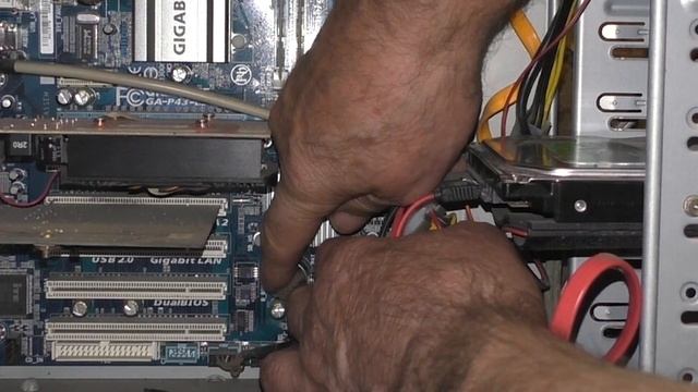Что делать если неправильно показывают часы в компьютере смотреть онлайн
