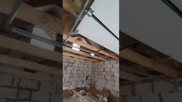 Автоматические ворота Алютех Тренд цвет зеленый мох смотреть онлайн