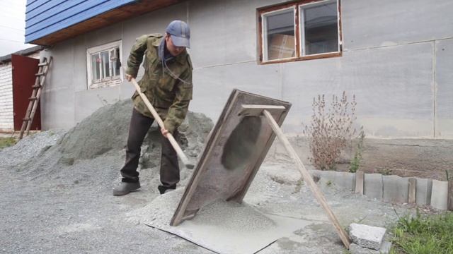 Еще одна стройка на Деревенском участке. Строим гараж с нуля на месте старой бани. смотреть онлайн