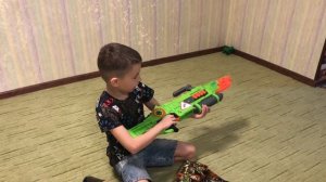 Nerf Game Nerf Revoltinator vs zombie plans Нерф игра против планеты зомби