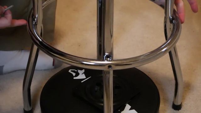 Husky Brand Bar-Shop Swivel Stool Tutorial Video & Review | Motorcycle Biker Podcast