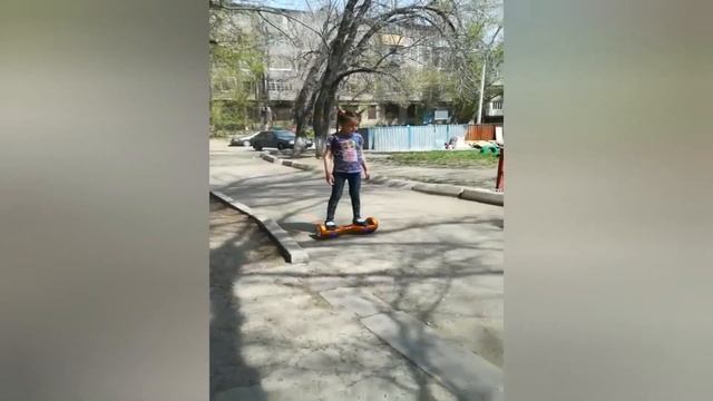 Гироскутор. Аяжан на гироскуторе ?? смотреть онлайн