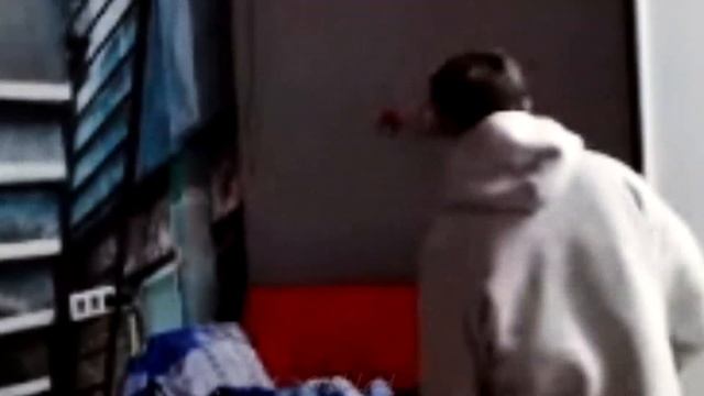 КОРЕНАСТЫЙ АМЕРИКАНЕЦ смотреть онлайн