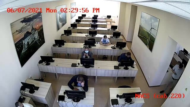 DVR213 ch7 main 20210607140002 20210607150002 смотреть онлайн