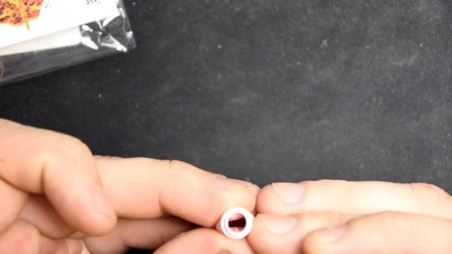 Maple Leaf Macaron Vs Super Macaron - Porównanie.