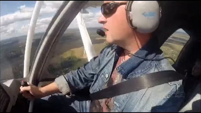 Полет на самолёте "Цикада-М 3" смотреть онлайн