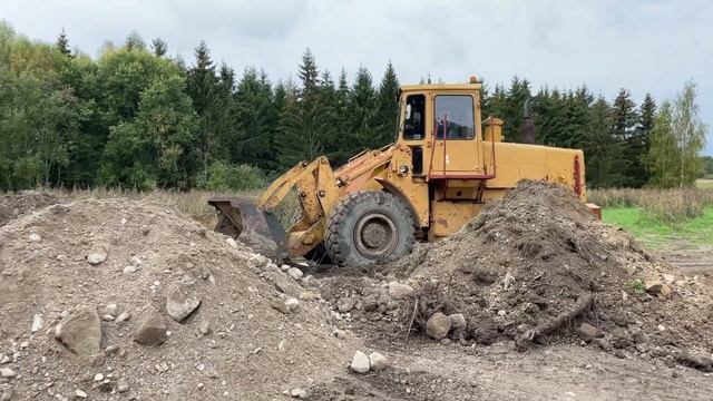 Köp Lastmaskin Fiat 645 B på Klaravik смотреть онлайн