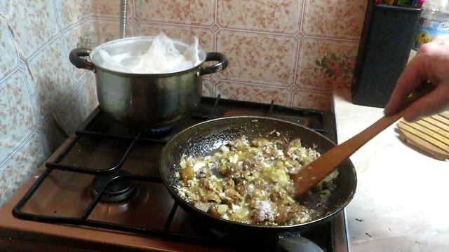 Как приготовить рисовую кашу в пакетах в деревне.Деревенская кухня. смотреть онлайн