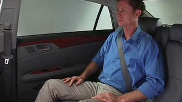 2005 - 2007 Avalon How-To: Seatbelt - Fastening Your Seatbelt | Toyota смотреть онлайн