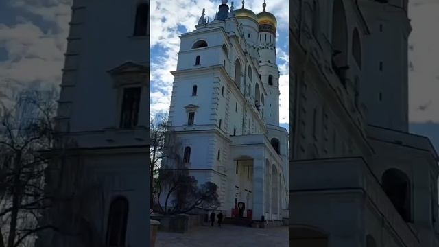 Соборная площадь Московского Кремля смотреть онлайн