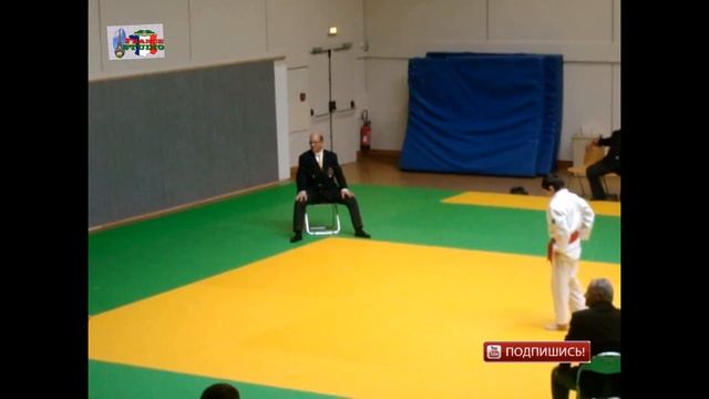 Красивый болевой от Ислама из Лиона/ Islam de Lyon смотреть онлайн