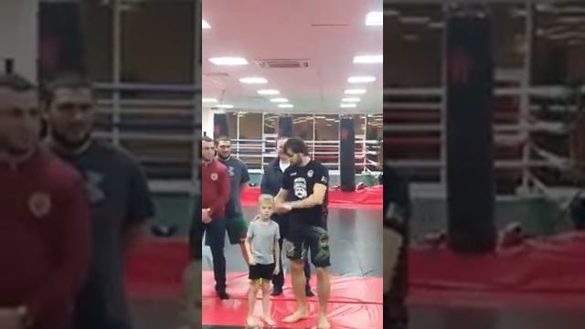 Для ребят в Георгиевске чемпионы провели мастер-класс по смешанным единоборствам