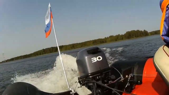 Маневрирование на максимальной скорости. Лодка Антей-420 YAMAHA 30 HWCS смотреть онлайн