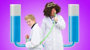 Видео про игры с водой и опыты с водой - Веселая физика в шоу Тесла - Учим сообщающиеся сосуды