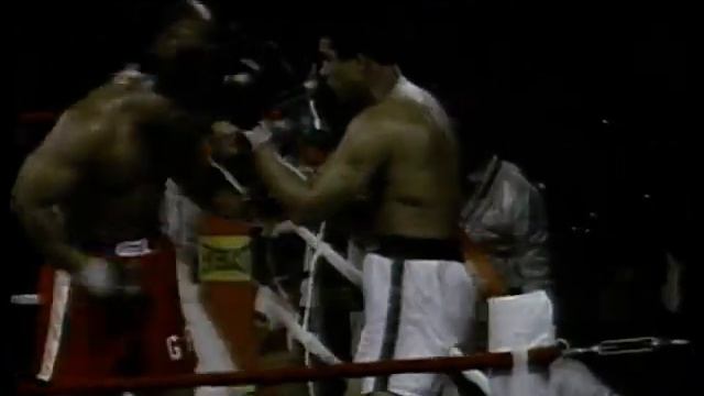 Muhammad Ali vs George Foreman (полный бой) смотреть онлайн