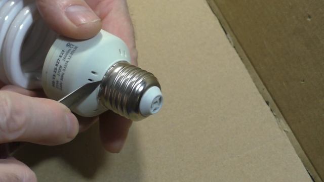 Как разобрать энергосберегающую лампу. смотреть онлайн