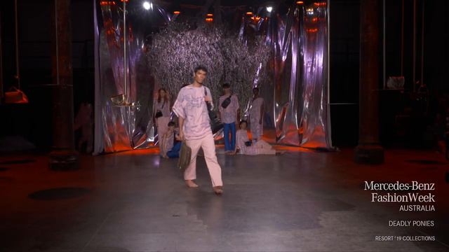 DEADLY PONIES MERCEDES-BENZ FASHION WEEK AUSTRALIA RESORT 19 COLLECTIONS смотреть онлайн