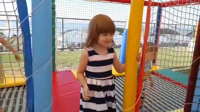 PAPY CLUB. FIVE LITTLE MONKEYS. PAPILLON BELVIL HOTEL RESORT AND SPA 2018. смотреть онлайн