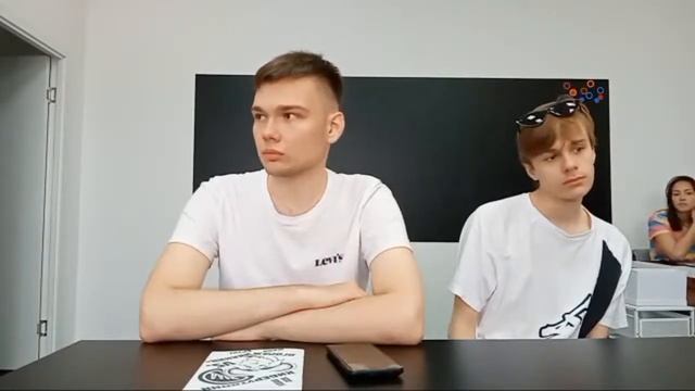Патент на планету Земля | Марксизм и авторское право смотреть онлайн