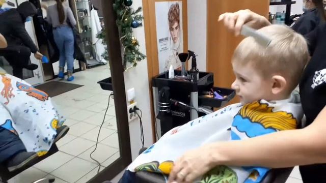 Подстригаем Дениску. Сенсомоторная алалия. РАС. смотреть онлайн