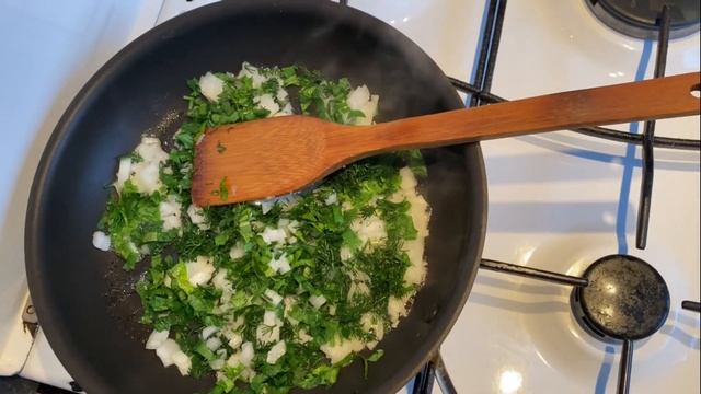 КАК И С ЧЕМ Я ГОТОВЛЮ КАЛЬМАРЫ / КАК БЫСТРО ОЧИСТИТЬ КАЛЬМАРЫ / смотреть онлайн