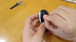 Замена батарейки в ключе Touareg NF (2011г)  Replacing the battery in the key Touareg NF