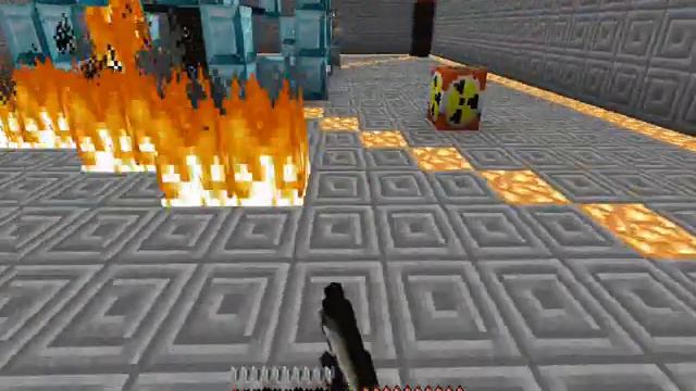 Между жизнью и смертью на МобАрене смотреть онлайн