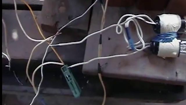 Трехфазный генератор из асинхронного двигателя. _The three-phase generator of an asynchronous motor смотреть онлайн