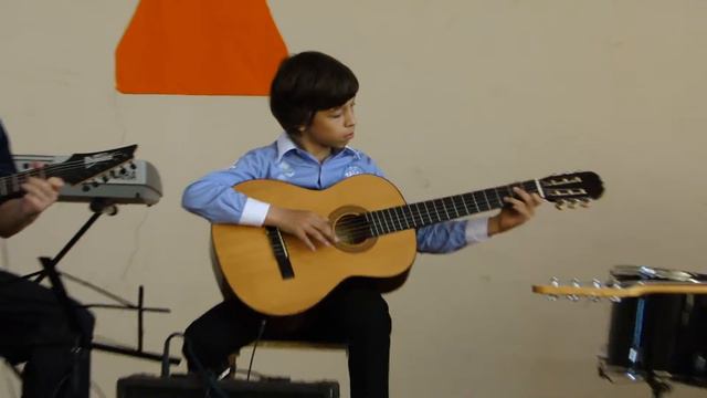 Нiч яка мiсячна- Nich yaka misyachna.MP4 смотреть онлайн