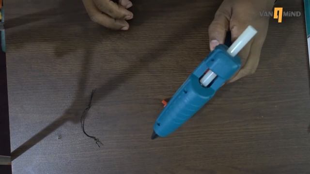 UNBOXING TOTAL GLUE GUN - TT10111006 смотреть онлайн